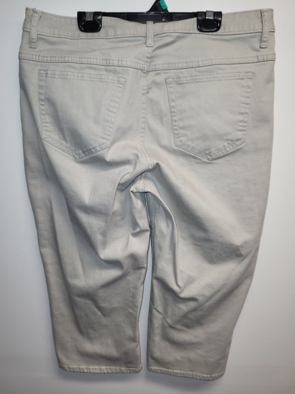 Riders by Lee Khaki Beige Stretch Denim Capri Pants - Picture 9 of 9